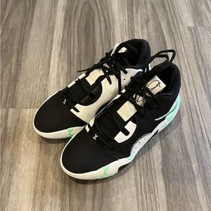 Nike PG size 6 Black mint 🍵
